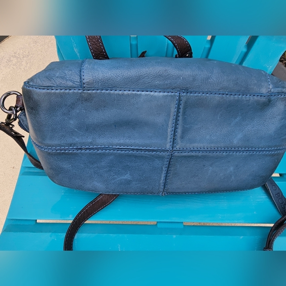 Nino Bossi GENUINE LEATHER Handbag 16" W x 11" L - Picture 5 of 8